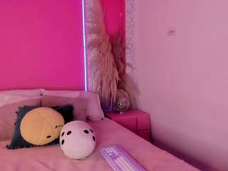 emyliesander camsoda stream image