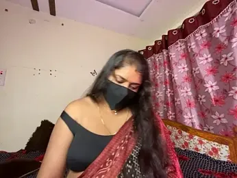 LouleyRanii stripchat stream image