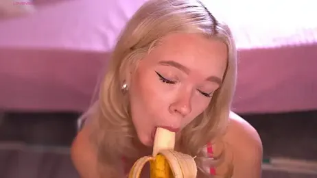 TastyTiffy stripchat stream image