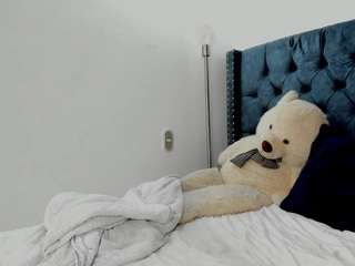 sophia-lopeez camsoda stream image