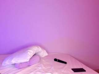 dani-moore camsoda stream image