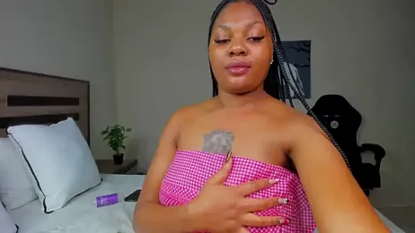 Renee-18 stripchat stream image