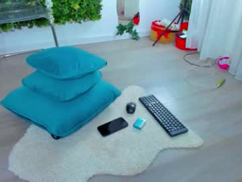 zinasquirts chaturbate stream image