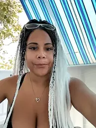 HaileyDiana stripchat stream image