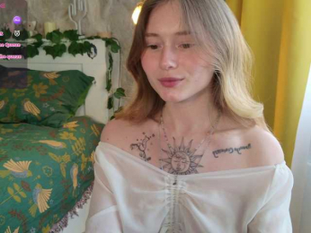 YoPixie bongacams stream image