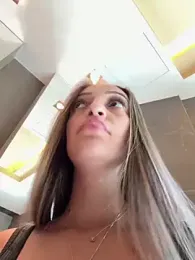 BelleLouiseVp stripchat stream image