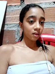 Zoe_Sweett18 stripchat stream image