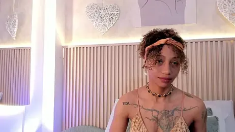 daiana_curly stripchat stream image