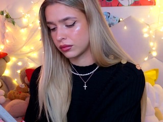 Maci Reynolds flirt4free stream image