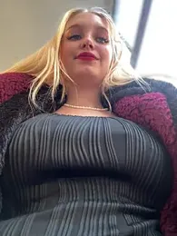 Milkyy_wway stripchat stream image