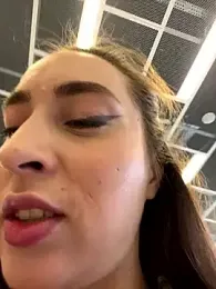 Holly_Play stripchat stream image