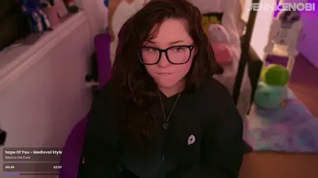 JennKenobi stripchat stream image