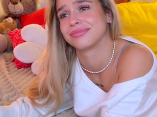 Maci Reynolds flirt4free stream image