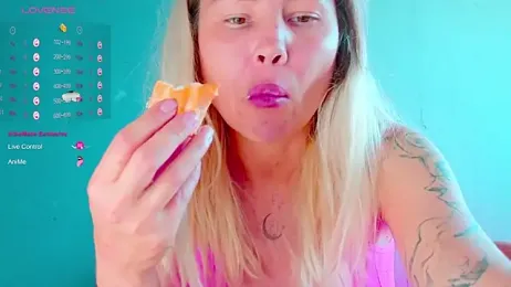 frankiefoxie_ stripchat stream image