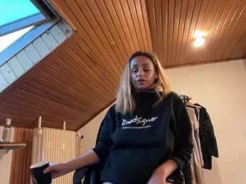 ClaireDeLunee stripchat stream image