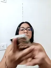 -VICKKY stripchat stream image