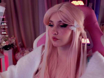 HoneyCherry bongacams stream image