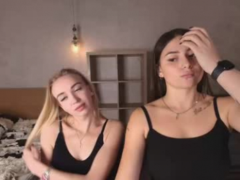 caressyourself chaturbate stream image