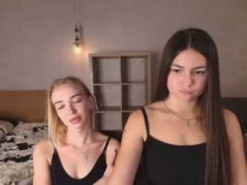 caressyourself chaturbate stream image