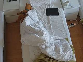 voyeurcam-julmodels-bed-7 camsoda stream image