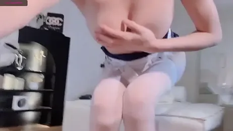 lvy-w stripchat stream image