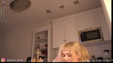 Golden_Aline stripchat stream image