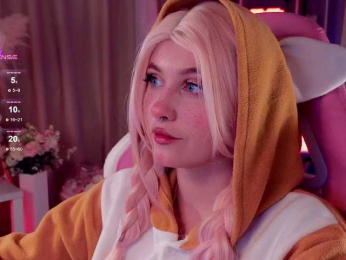 HoneyCherry bongacams stream image