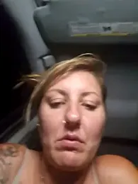 SheIsSomething stripchat stream image