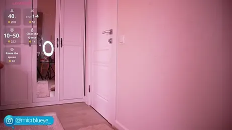 Miablueye stripchat stream image