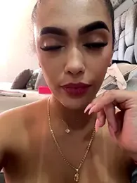 emma_andrew1 stripchat stream image