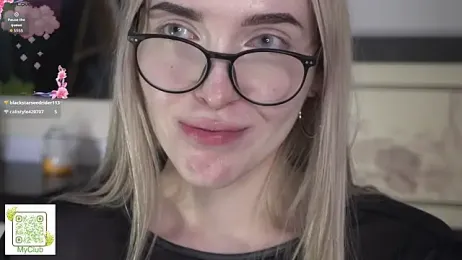 MaeEversley stripchat stream image