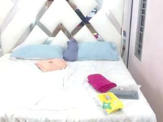 rebeccamils camsoda stream image