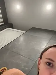 CherryEmmy stripchat stream image