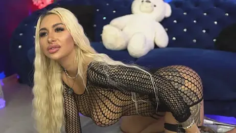 GoldenAmber stripchat stream image