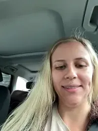 lunawolf21 stripchat stream image