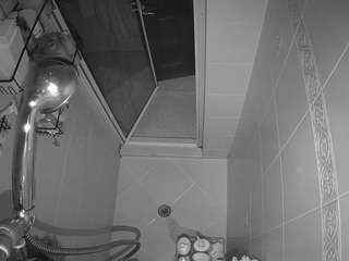 voyeurcam-baileybase-shower camsoda stream image