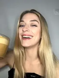 Bellalolahot stripchat stream image