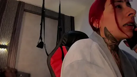 selene_red_ stripchat stream image