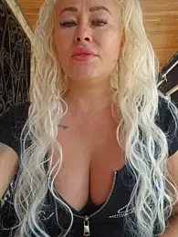 MILFBARBY stripchat stream image