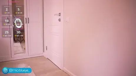 Miablueye stripchat stream image