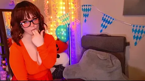 Angel-Lewd-Cake stripchat stream image