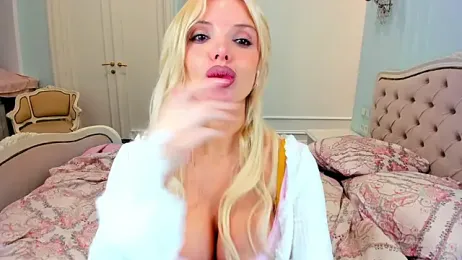 mechloe stripchat stream image