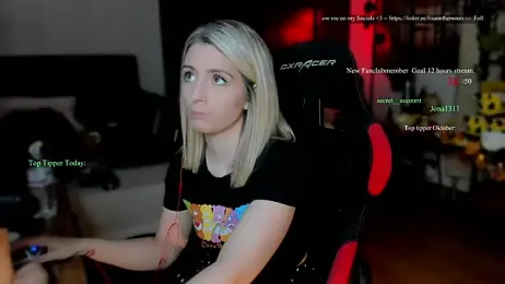 Lisaonthemoon stripchat stream image, 01.10.2025 19:10