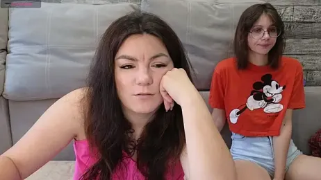 Vika_loves_you stripchat stream image