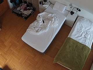 voyeurcam-julmodels-bed-7 camsoda stream image