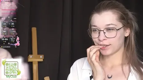 MaeEversley stripchat stream image