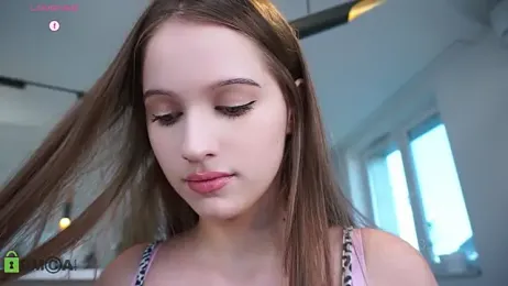 hecola stripchat stream image