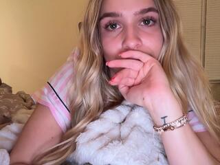 Maci Reynolds flirt4free stream image