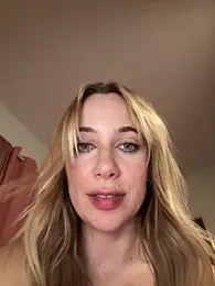 rileylovesyou stripchat stream image