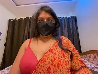 LouleyRanii stripchat stream image